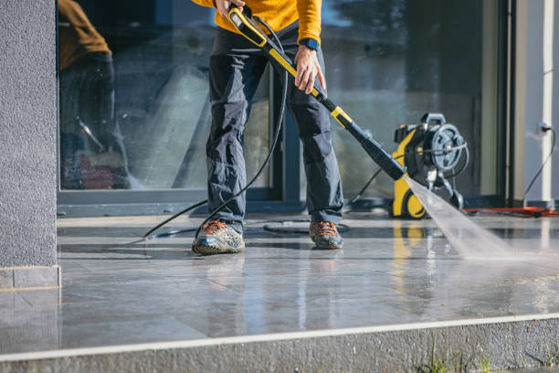 Best Pool Deck Cleaning  in Jasmine Estates, FL